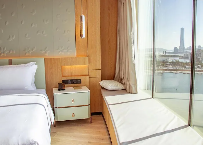 Hotel Yoho Treasure Island