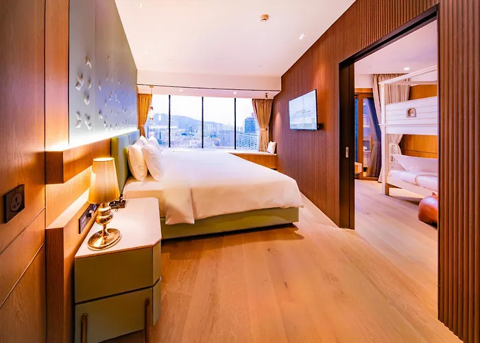 Hotel Yoho Treasure Island 5*