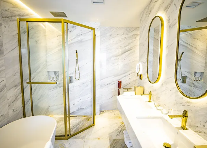 Yoho Treasure Island Hotel Macau