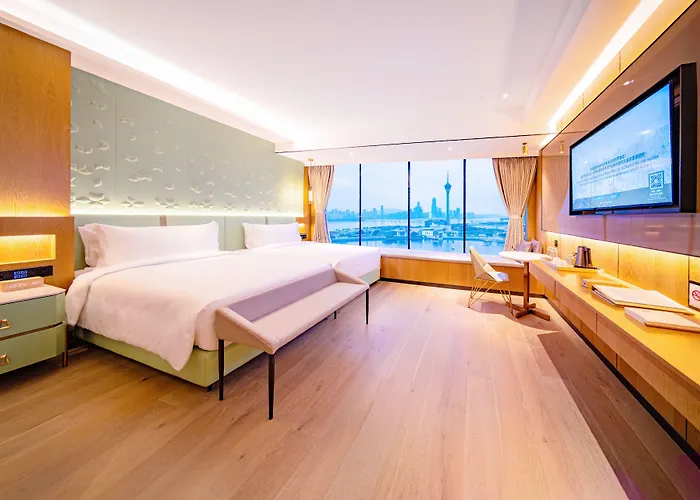 Yoho Treasure Island Hotel 5*